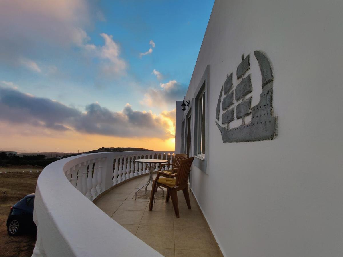 Lakena Sunset View Villa Menetaí Exterior foto